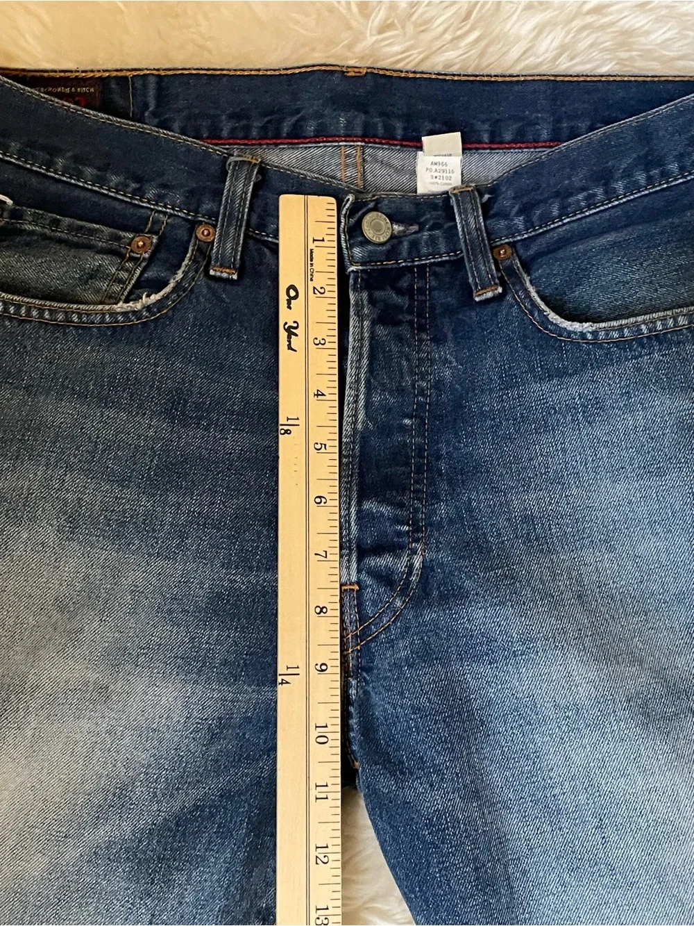 Abercrombie & Fitch size 32